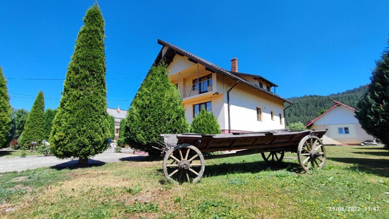 Dariamaf Apartment Campulung Moldovenesc Exterior photo